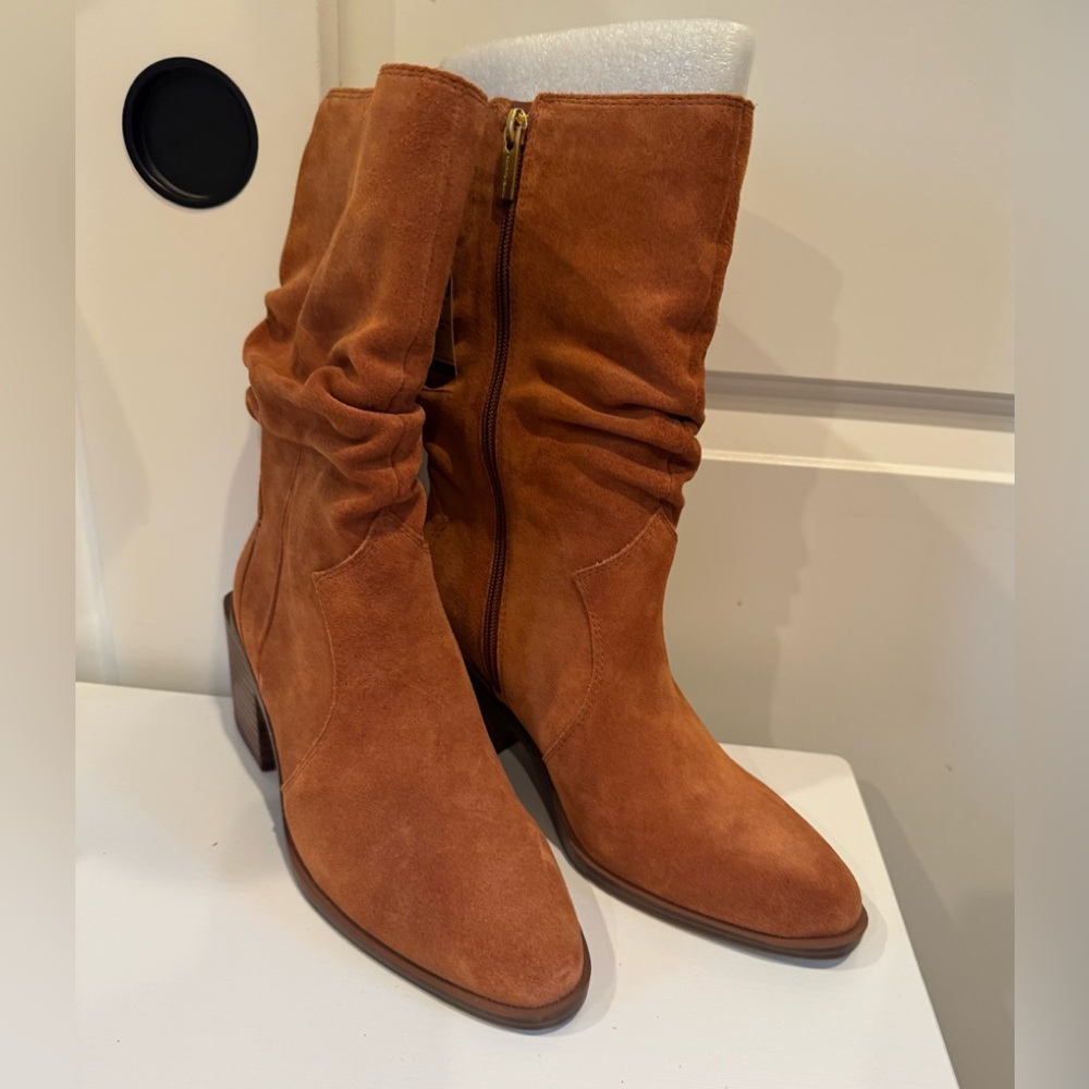 Vince Camuto Tan Heeled Boots
